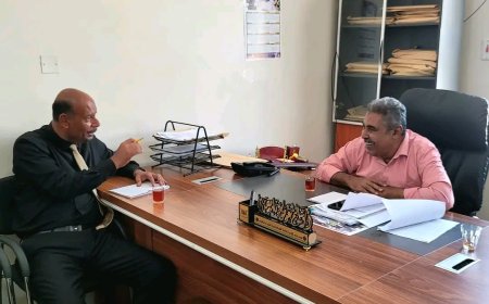 باعامر وبامهدي يستعرضان مخرجات الأداء التنفيذي لمديرية مدينة المكلا وسبل تعزيز العمل المؤسسي