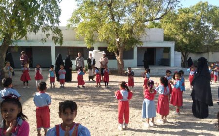 وفد تربوي من مكتب التربية بالمحافظة يزور رياض الأطفال بمديرية مودية