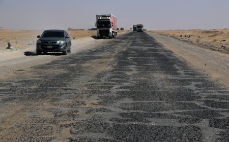 البرنامج السعودي لتنمية وإعمار اليمن... إنطلاق مرحلة جديدة من توسعة وإعادة تأهيل طريق العبر مأرب