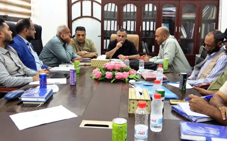 مكتب الصناعة والتجارة بعدن يُقِرّ خطة استراتيجية رمضانية لإحكام الرقابة على الأسواق وحماية المستهلك