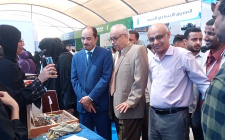 مشاركة نوعية لخريجي الميكاترونكس بجامعة عدن تعكس تميز المخرجات الأكاديمية في معرض الريادة
