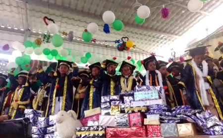 روضة براعم الأمل بميفع تقيم الحفل التكريمي السنوي.. وتحتفى بتخريج الدفعة السابعة في حفل مهيب