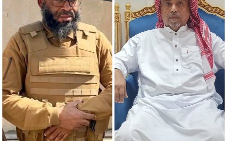 شيخ قبيلة آل بن عباد الكندي يهنئ اللواء الركن فهد بامؤمن الكندي بتعيينه قائدًا للمنطقة العسكرية الأولى