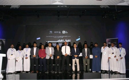 باعامر يشهد اختتام مشروع "DevZone" لتعزيز قدرات الشباب في الاقتصاد الرقمي بالمكلا