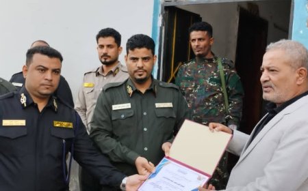 رئيس مصلحة الأحوال المدنية يتفقد فرع عدن ويشيد بإنجاز 80٪ من معاملات المواطنين