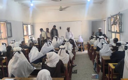 تحديات التعليم في أحور: واقع صعب وآمال معلّقة