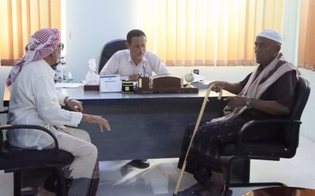 العمودي يلتقي باللجنة المجتمعية الاهلية بالمركز الصحي بمدودة