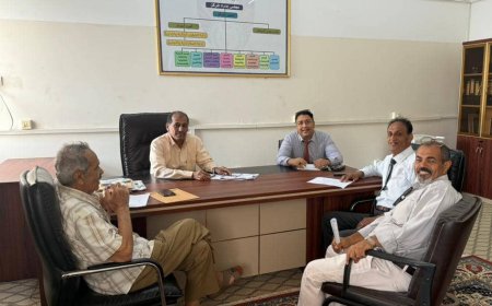 مركز الدراسات والاستشارات القانونية والاقتصادية بجامعة عدن يعقد اجتماعه الدوري لشهر فبراير