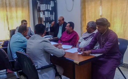 أجتماع فني لتفعيل العمل البحثي والزراعي بين الوزارة ومحافظة سقطرى