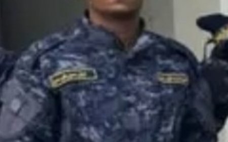 قائد قوات النجدة بأبين يهنئ وزير الداخلية بحلول شهر رمضان المبارك