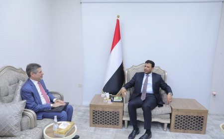 الدكتور عبدالله العليمي يبحث مع سفير أمريكا مواصلة التنسيق لمواجهة التهديدات وتعزيز الأمن الإقليمي