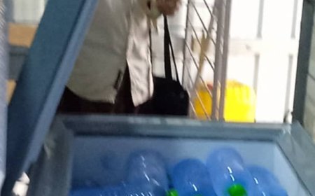 افتتاح محل "الداوودي" لتبريد وتثليج المياه بمديرية سرار يافع لخدمة المواطنين خلال شهر رمضان