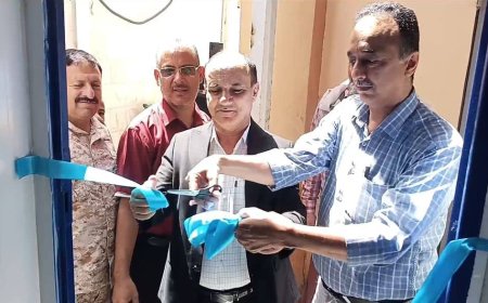 الشعبي وعبود يفتتحان الصيدلية الجديدة وتأهيل مبنى الصحة الإنجابية في مجمع البساتين الصحي بدارسعد