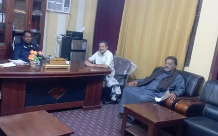 مدير عام خنفر "اليوسفي "يلتقي مدير الأحوال المدنية في المديرية  ومناقشة بدء تشغيل مركز إصدار البطاقة الذكية