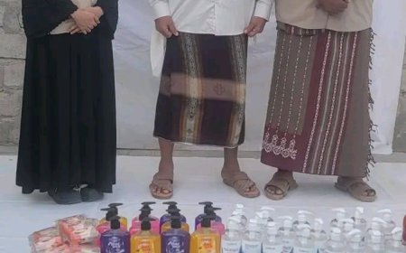 برعاية محافظ محافظة المهرة.. جمعية المرأة الساحلية بسيحوت تدشن مشروع توزيع أدوات ومعدات تنظيف لعدد من مساجد المديرية