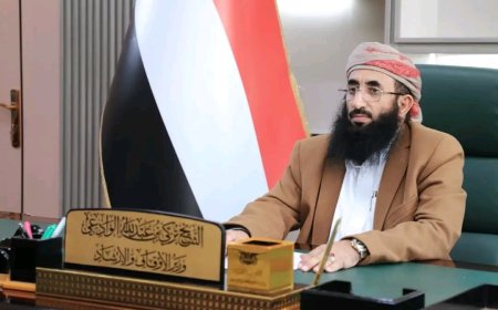 وزير الأوقاف يدعو إلى التلاحم الوطني ومساندة القيادة حفاظًا على استقرار البلاد