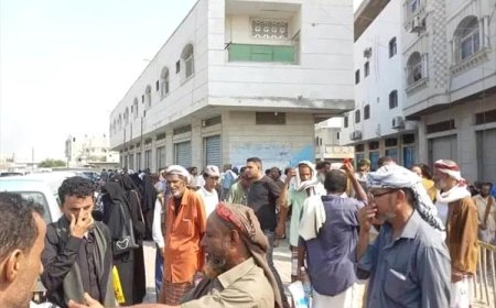 مناشدة عاجلة إلى الوزير سالم ثابت العولقي لحل أزمة مرتبات المبعدين المدنيين المتوقفة