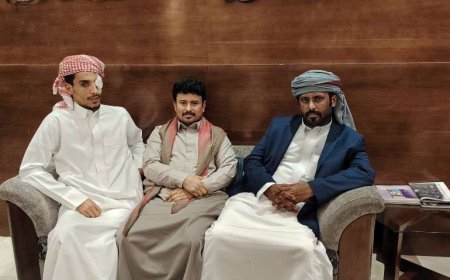 بن حبريش يزور الجريح "بامراغة" ويطلع على ترتيبات استكمال علاجه في المملكة العربية السعودية