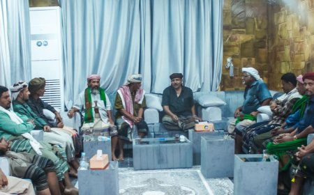 قائد المنطقة العسكرية الثانية يلتقي وفد من مقادمة بروم ميفع