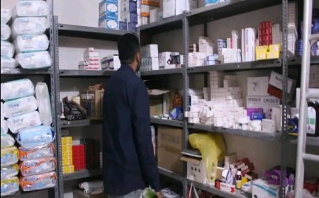 ضبط مخزن أدوية يروّج الحبوب المخدرة والمهدئة بطريقة غير مشروعة بمنطقة بويش شرق المكلا