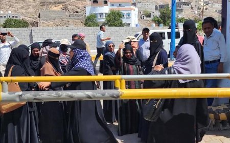 قوات عسكرية تغلق مبنى الأمانة العامة للمجلس الانتقالي الجنوبي في العاصمة عدن