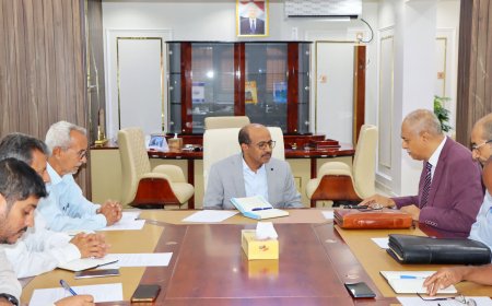 وزير النفط والمعادن يطّلع على نشاط مكتب المستشارين وخططه الاستراتيجية