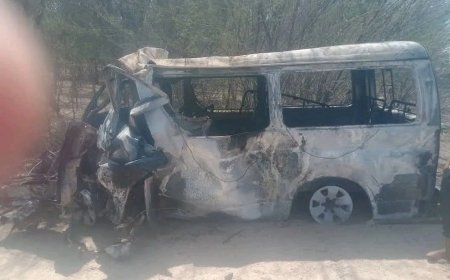 تفاصيل جديدة حول الحادث المأساوي على الخط الرابط بين المحفد ولحمر وفاة جميع الركاب وتفحمهم