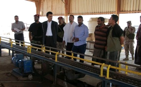 الوكيل الجيلاني يدشن أولى النزولات الميدانية للجنة متابعة الغاز بحضرموت