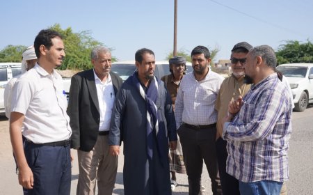 بتوجيهات وزير الأشغال العامة والطرق: تسليم موقع مشروع خط جعار–باتيس بأبين الى الجهة المنفذة ضمن خطة تطوير البنية التحتية للطرق