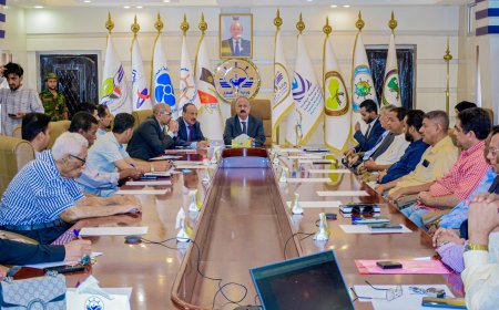 وزير النقل يناقش مع القطاع الخاص و الشركات الملاحية التحديات التي تواجه نشاطهم