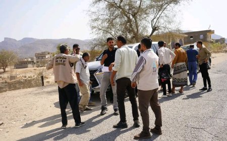 بتوجيهات وزير الأشغال العقربي.. تسليم موقع مشروع تأهيل طريق حبيل جبر – العسكرية بلحج بطول 18 كيلومتراً الى الجهة المنفذة