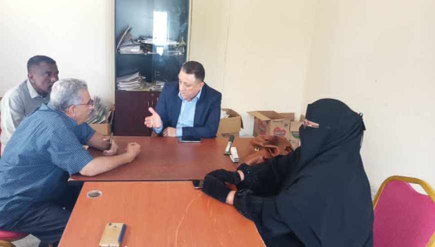 نائب محافظ أبين يلتقي مدير عام مكتب الخدمة المدنية والتأمينات ويشيد بأداء المكتب