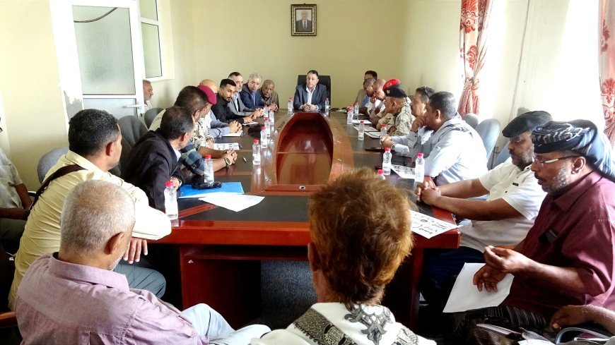 أمين عام المجلس المحلي "أبين" يلتقي قيادتي مكتب تنسيق الاعمال المتعلقه بالالغام، ومنظمة المساعدات الشعبية النرويجية العامله في بلادنا