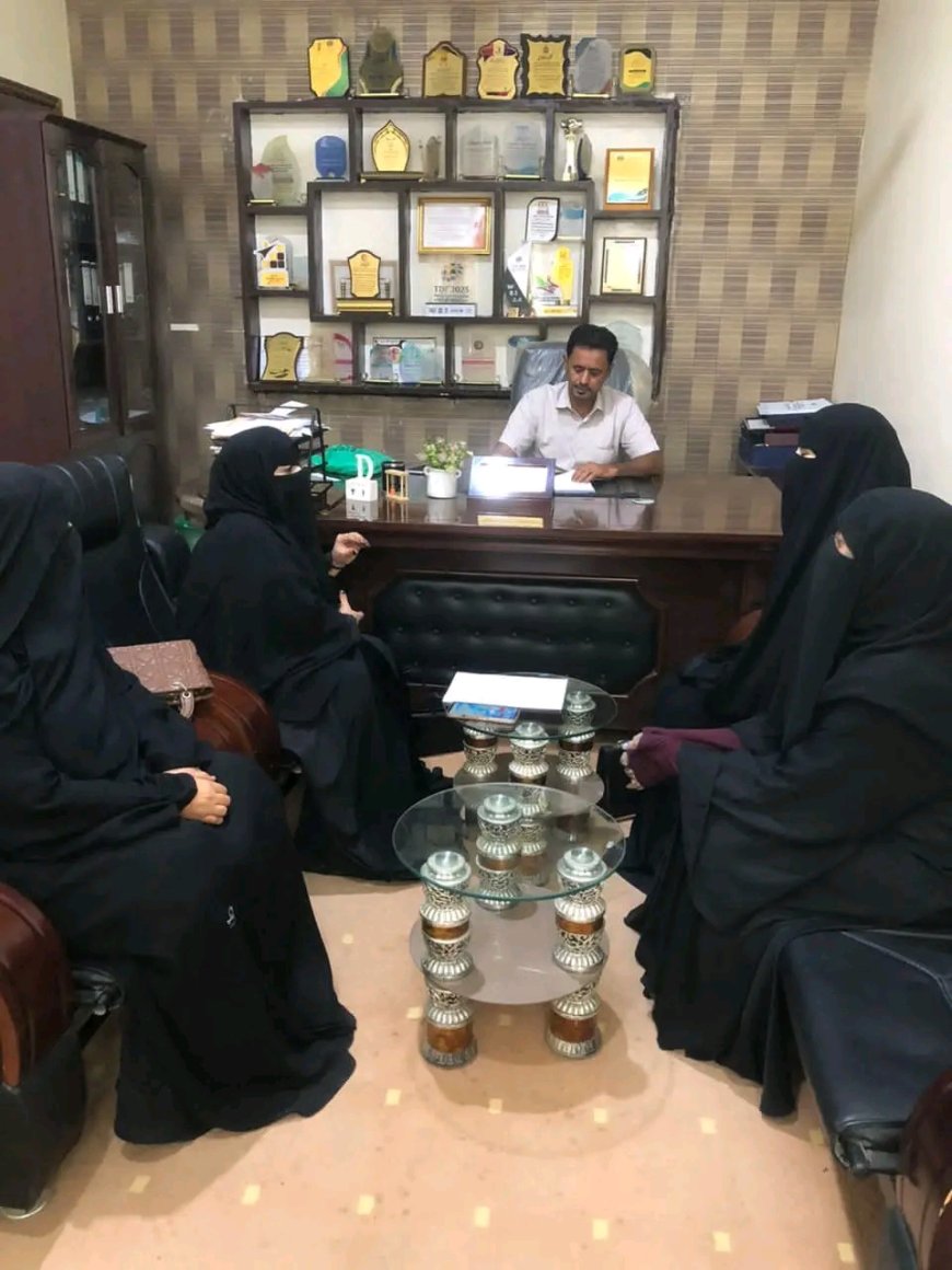 لتعزيز العمل الإنساني.. "لجنة المرأة" تبحث مع "مكتب الشؤون الاجتماعية والعمل " إنشاء قاعدة بيانات شاملة للفئات الأشد احتياجاً