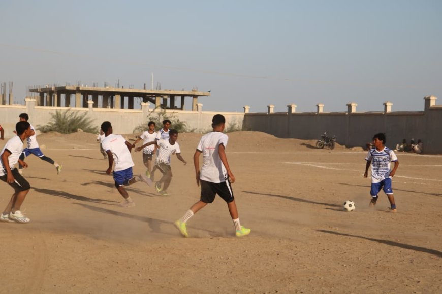 تواصل الأنشطة الرياضية لفئتي الناشئين والشباب بتنفيذ هلب كود: مباراة لفريقين وحيدة والعبادل بلحج 