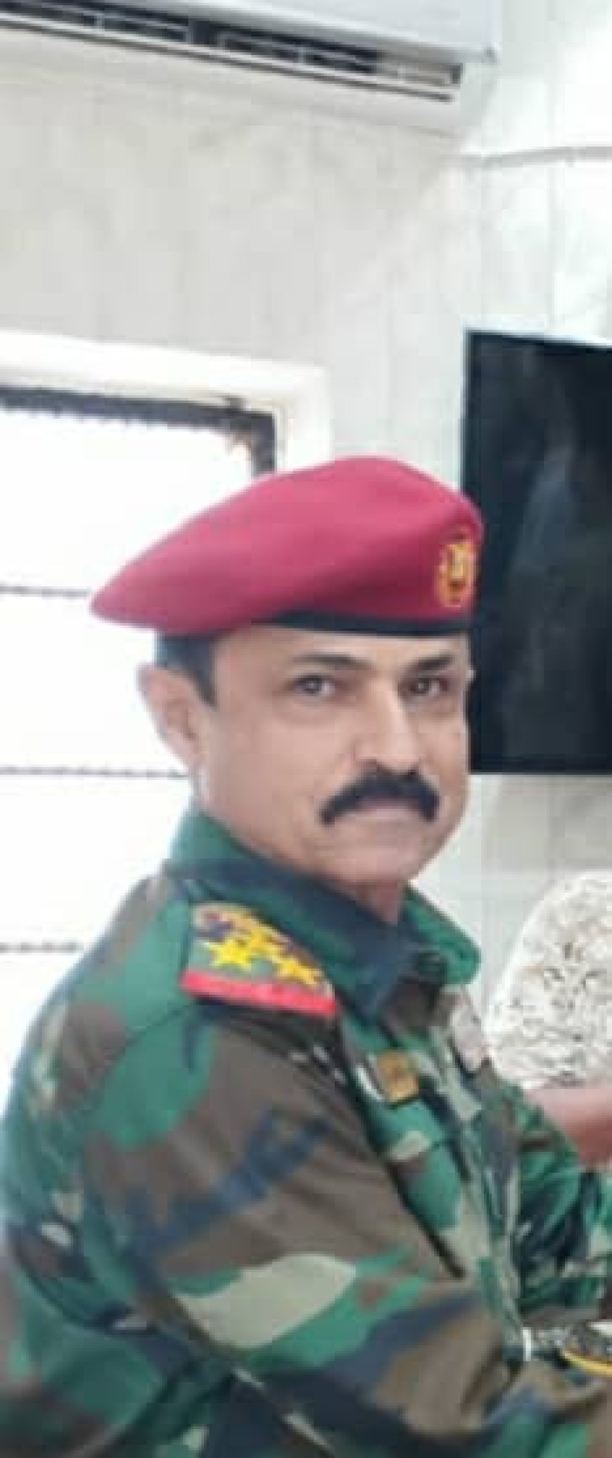 سهيم الميني.. العميد الركن فضل حنش الداعري عنواناً بارزاً في الانضباط والوفاء للمواقف الوطنية