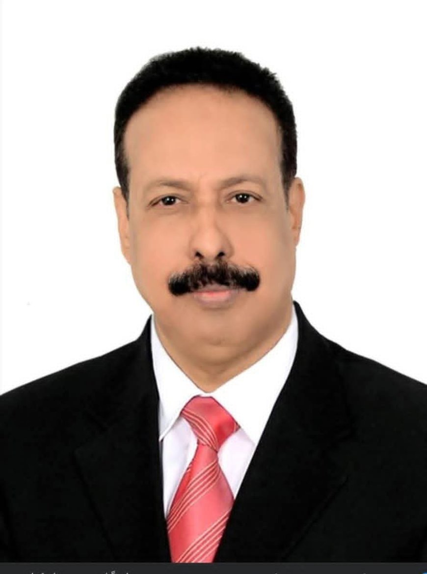 نائب رئيس صندوق صيانة الطرق والجسور يهنئ المهندس حسين العقربي بتعيينه وزيرا للأشغال في الحكومة الجديدة