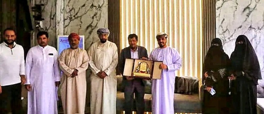 وفاءً لشركاء العطاء.. مؤسسة فينا خير تُكرّم الهيئة العُمانية للأعمال الخيرية بمحافظة المهرة