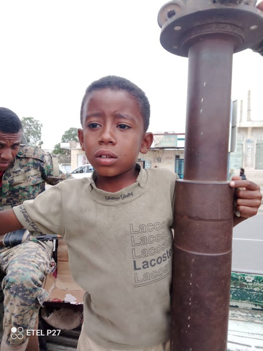 العثور على طفل مفقود خلف معسكر القوات الخاصة في الحوطة