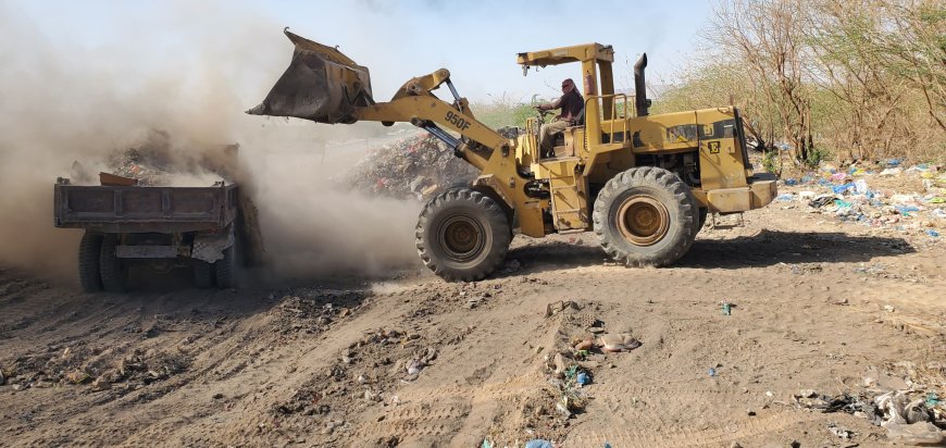 في إطار حملاتها المستمرة وحدة النظافة والتحسين بمديرية القطن تنفذ حملة نظافة واسعة بمنطقة بروج