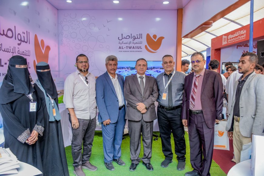 رئيس جامعة عدن يشارك في تدشين معرض الريادة المالية والابتكار وإعادة الإعمار بعدن