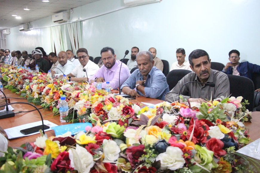 تربية ساحل حضرموت تنظم ورشة عمل حول دور الاختصاصي الاجتماعي وتفعيل مجالس الآباء والأمهات في المدارس