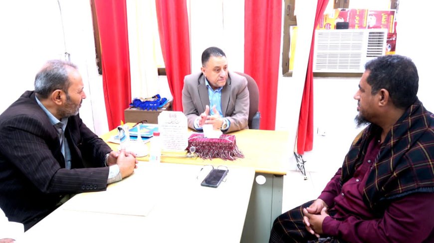 الامين العام للمجلس المحلي بأبين يبحث الإجراءات التنفيذية لتأثيث وتجهيز مركز دحر الملاريا بتمويل من WHO بـ 60 ألف دولار