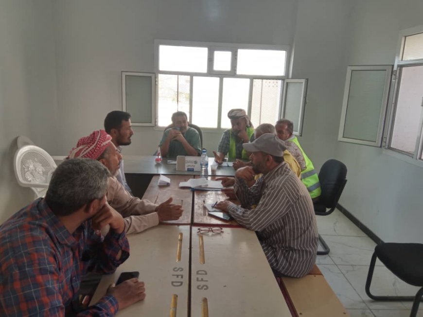 بيئة أبين في لقاء رسمي لمناقشة تحديات واقع مديرية لودر