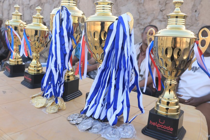 هلب كود تنفذ انشطة رياضية بلحج بتتويج فريق صبر بطلا وفريق وحيدة وصيفا