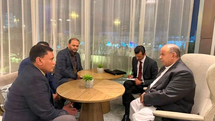 عضو مجلس القيادة الرئاسي محافظ حضرموت يلتقي قيادة مؤسسة ائتلاف الخير للاغاثة ويطلع على تدخلاتها التنموية والإغاثية