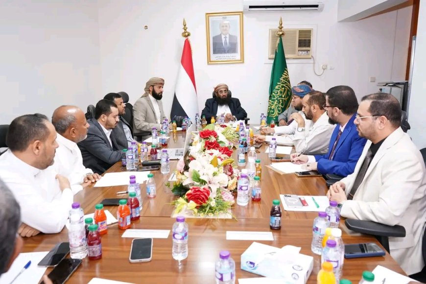 وزير الأوقاف والإرشاد يترأس اجتماعًا للجنة العليا للحج بمكة المكرمة