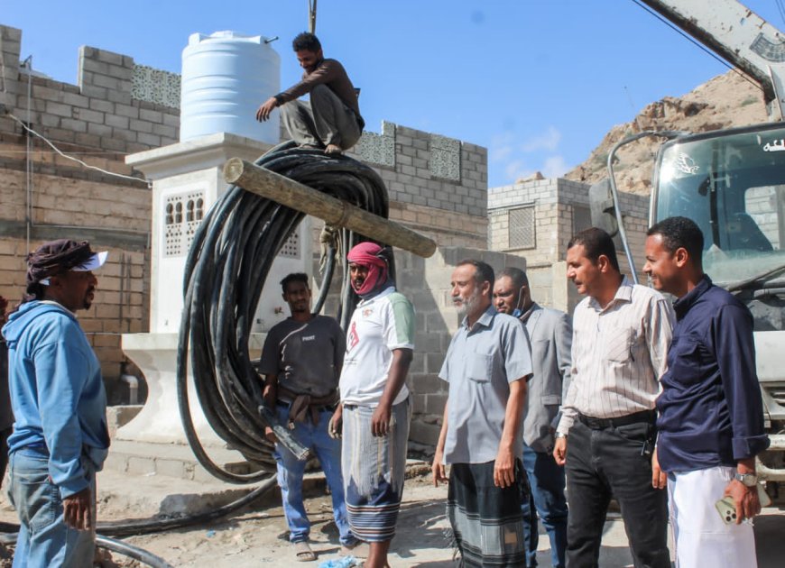 مدير عام بروم ميفع يتفقد أعمال تحسين شبكة التيار الكهربائي بمدينة بروم