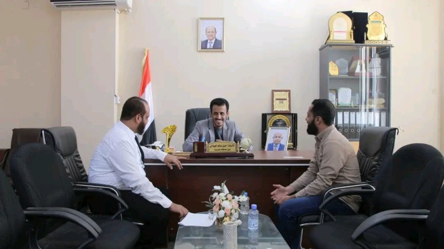 وكيل حضرموت الجيلاني يلتقي قيادة مؤسستي الجود وبازرعة لتنسيق تدشين خيمة إفطار الصائمين بخور المكلا