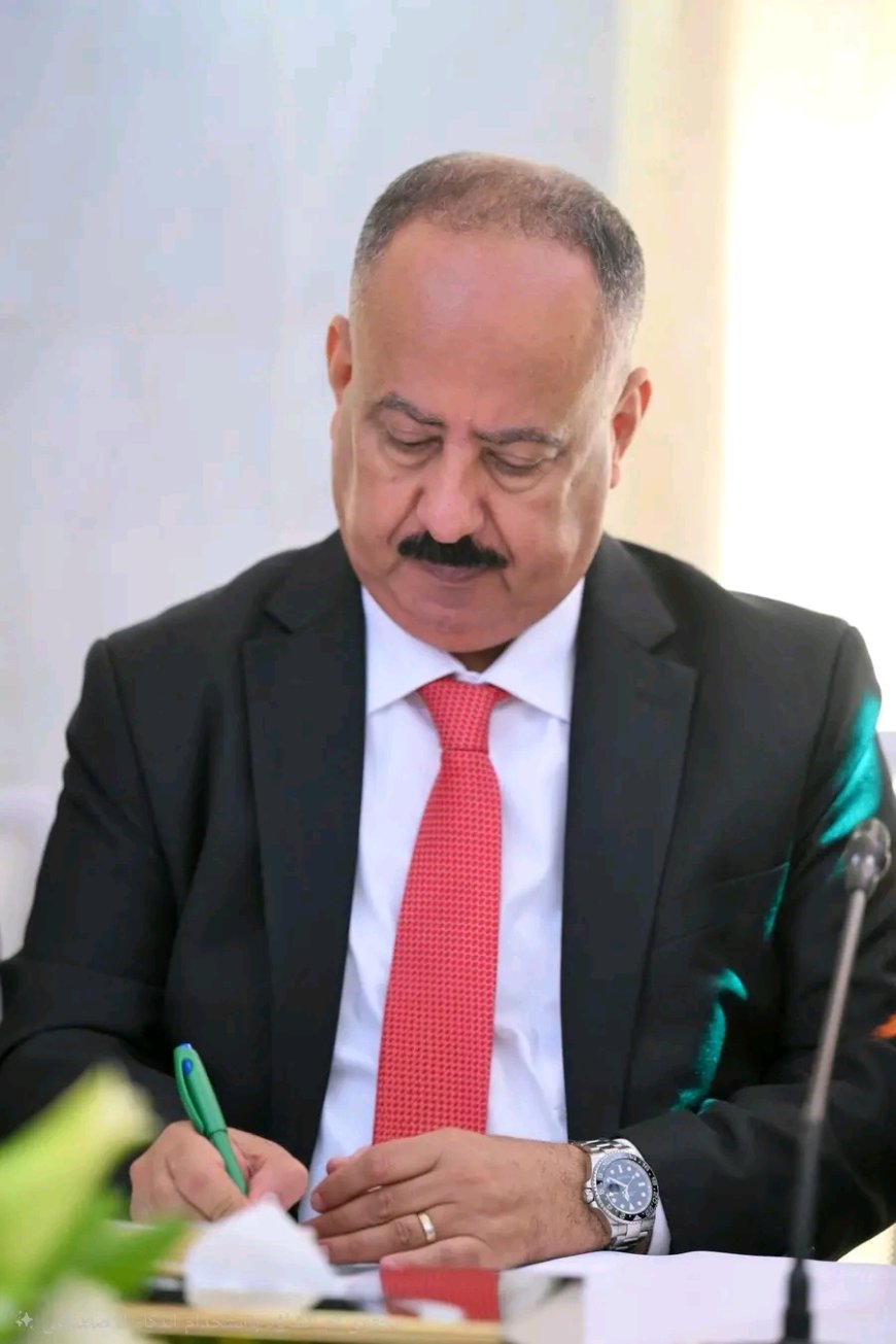 وزير النقل يصدر قراراً بتشكيل لجنة لمراجعة أسعار تذاكر الطيران